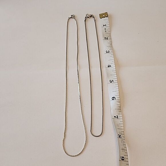 Silver Tone Chain Necklace Bundle - Picture 4 of 4